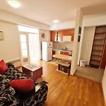 Centar New Loki Apartments
