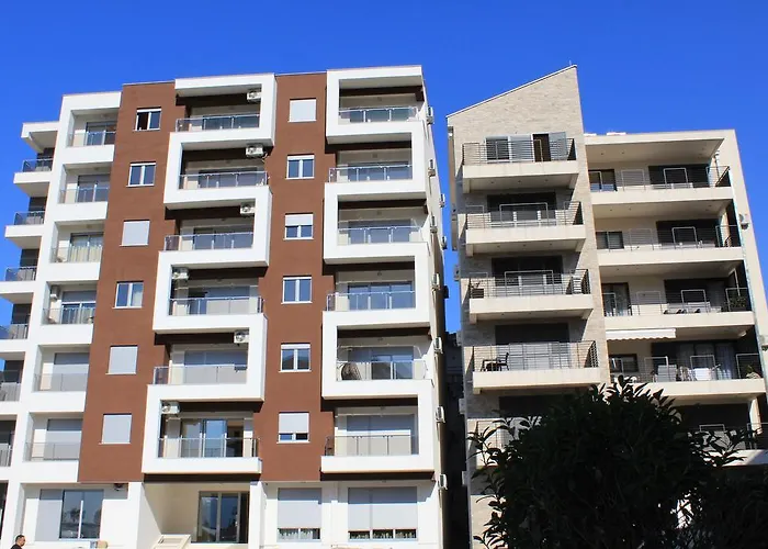 Centar New Loki Apartments