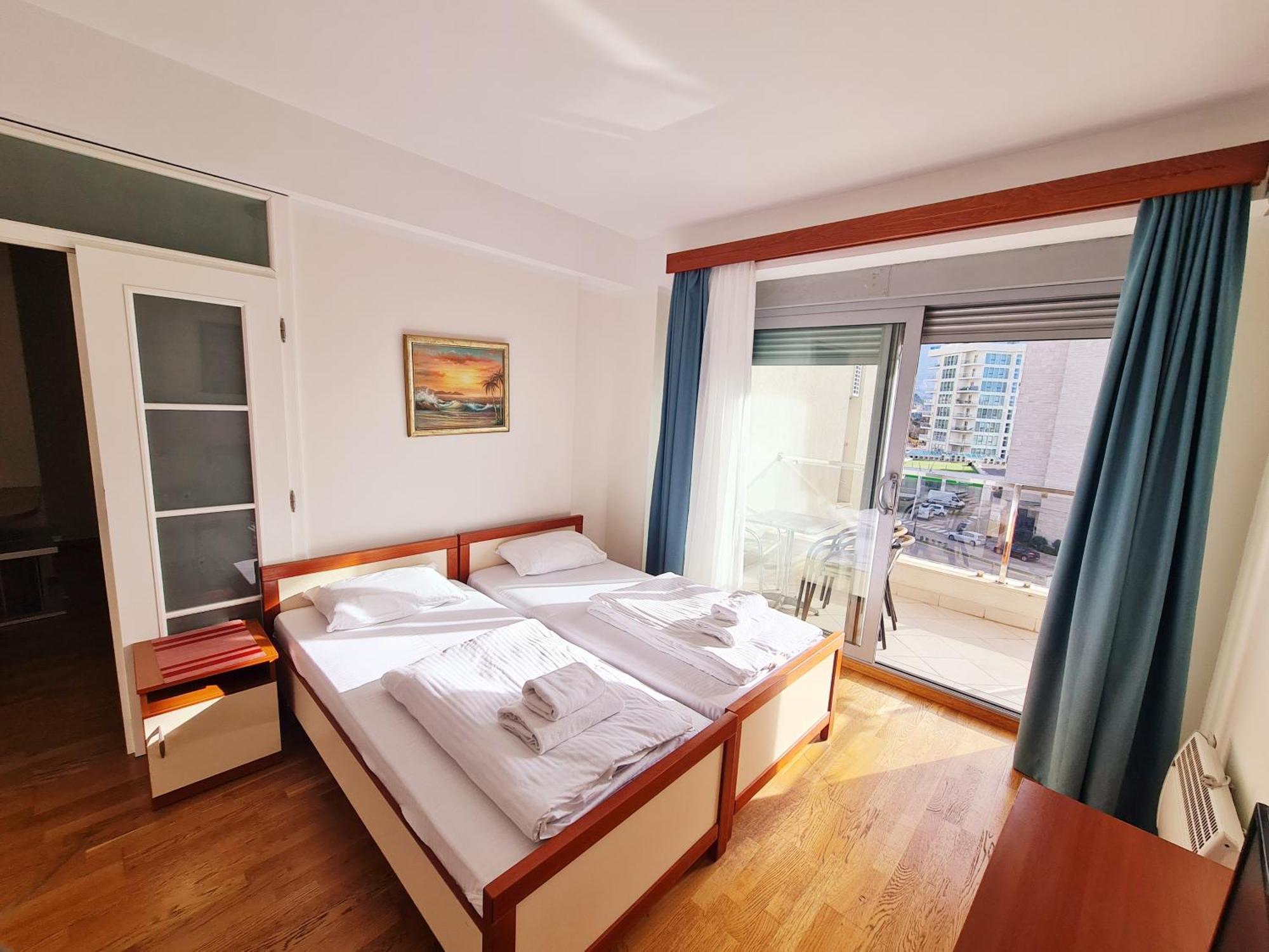 Centar New Loki Apartment Budva